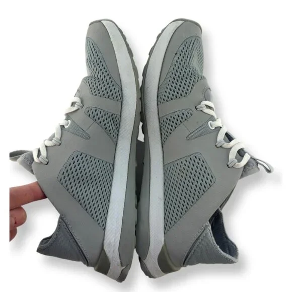 OluKai Women’s Slip-On Athletic Shoes Light Gray White Size US 9 EU 39 - Picture 5 of 11